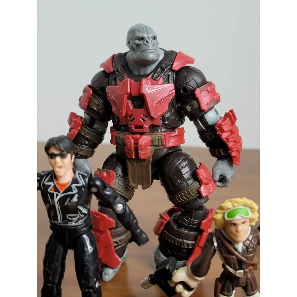 Action Figure Lot #A35